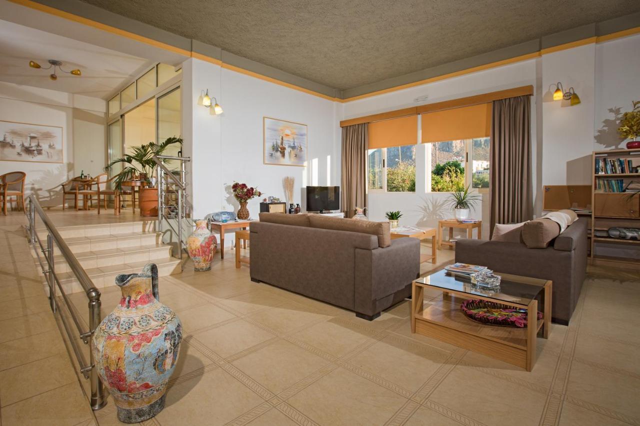 Fotis Studios Apartments Gouves Bagian luar foto