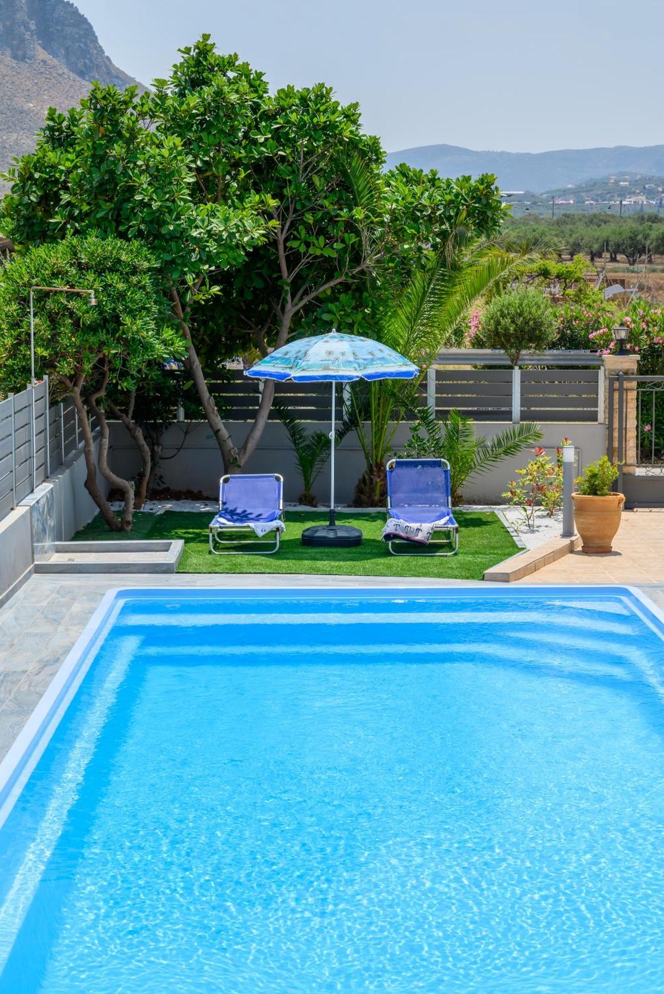 Fotis Studios Apartments Gouves Bagian luar foto