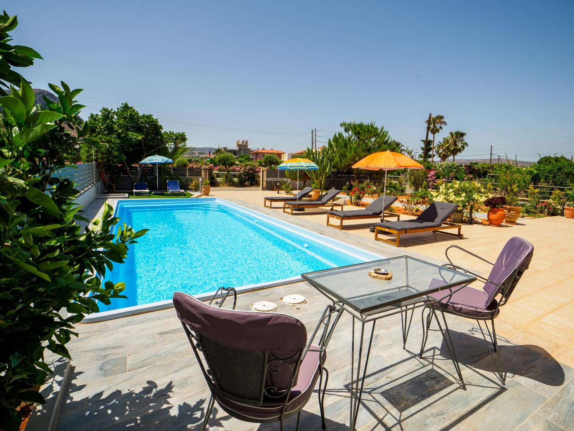Fotis Studios Apartments Gouves Bagian luar foto