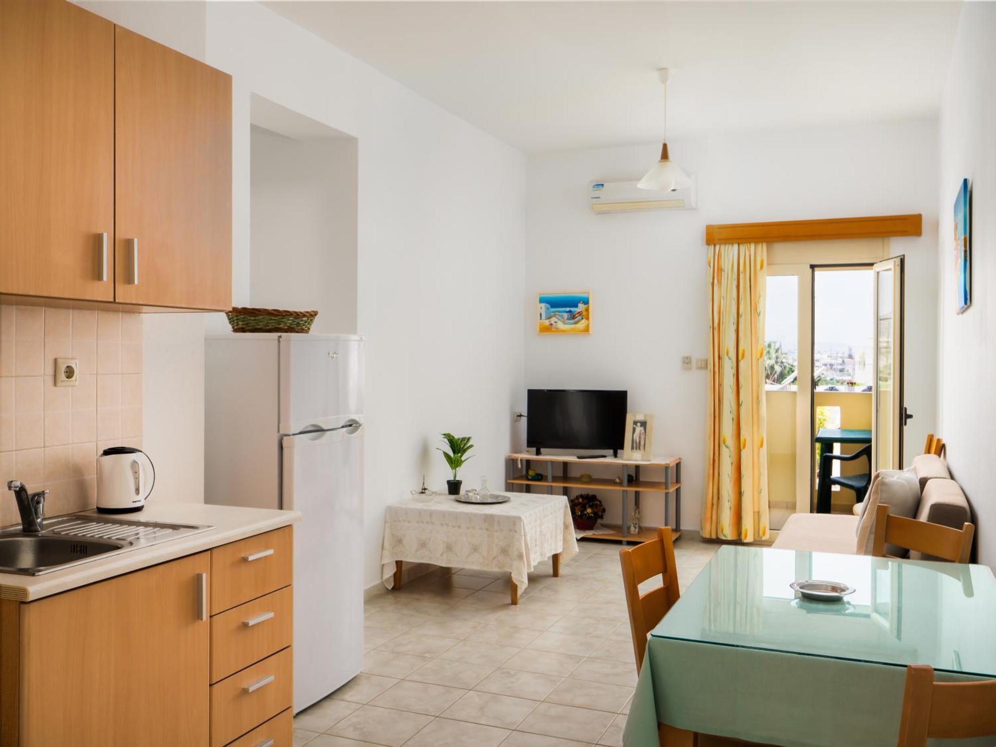 Fotis Studios Apartments Gouves Bagian luar foto