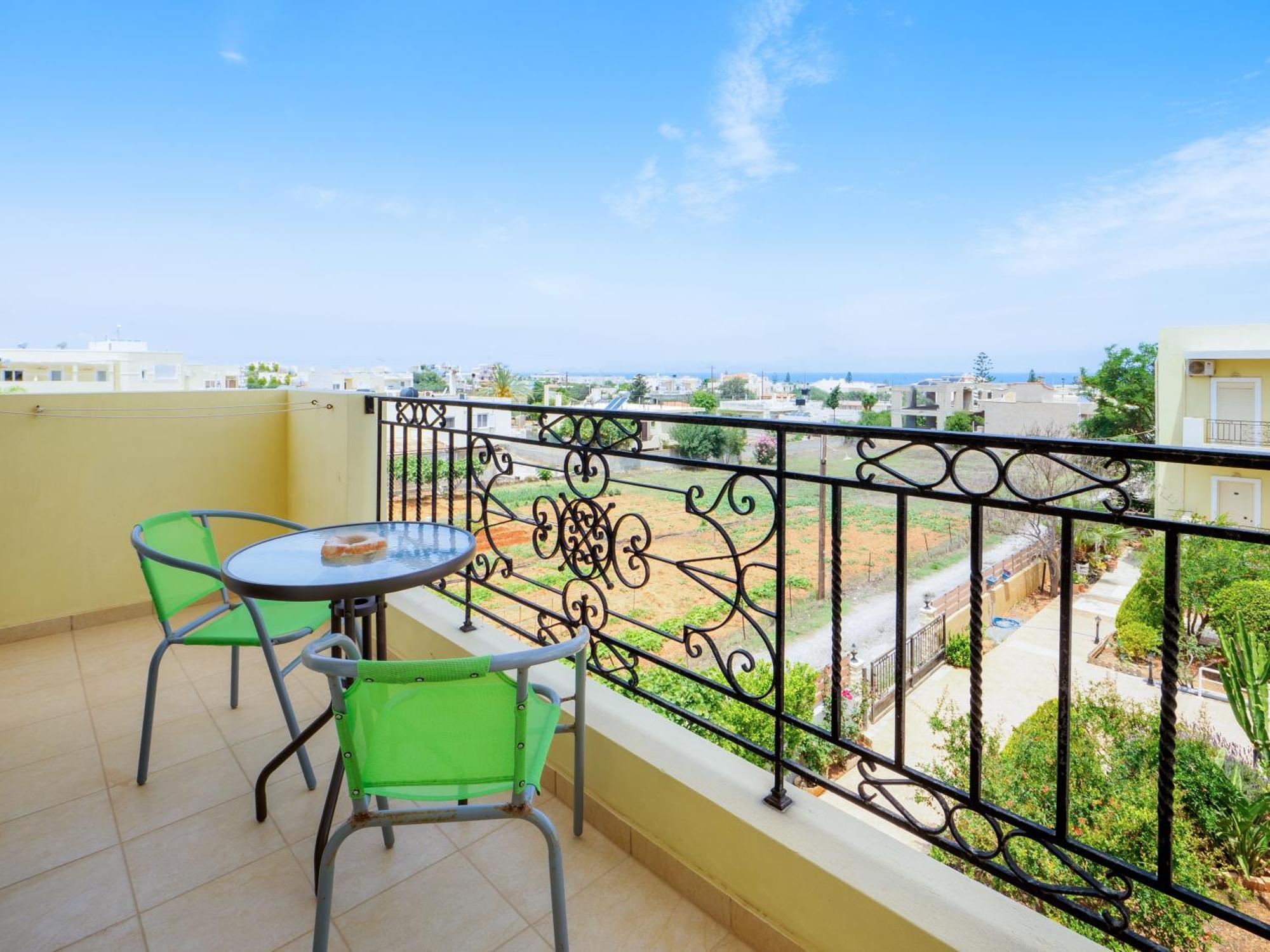 Fotis Studios Apartments Gouves Bagian luar foto