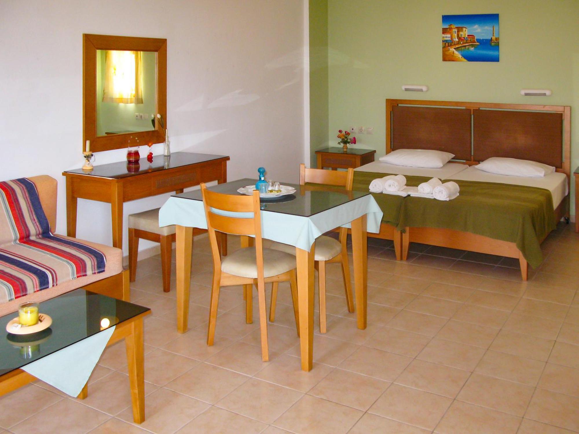 Fotis Studios Apartments Gouves Bagian luar foto
