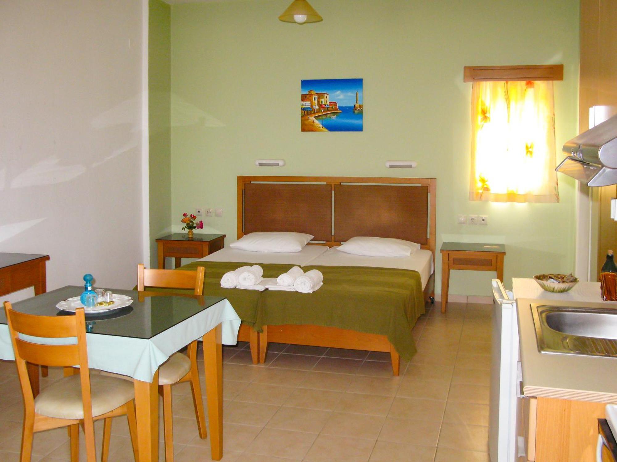 Fotis Studios Apartments Gouves Bagian luar foto