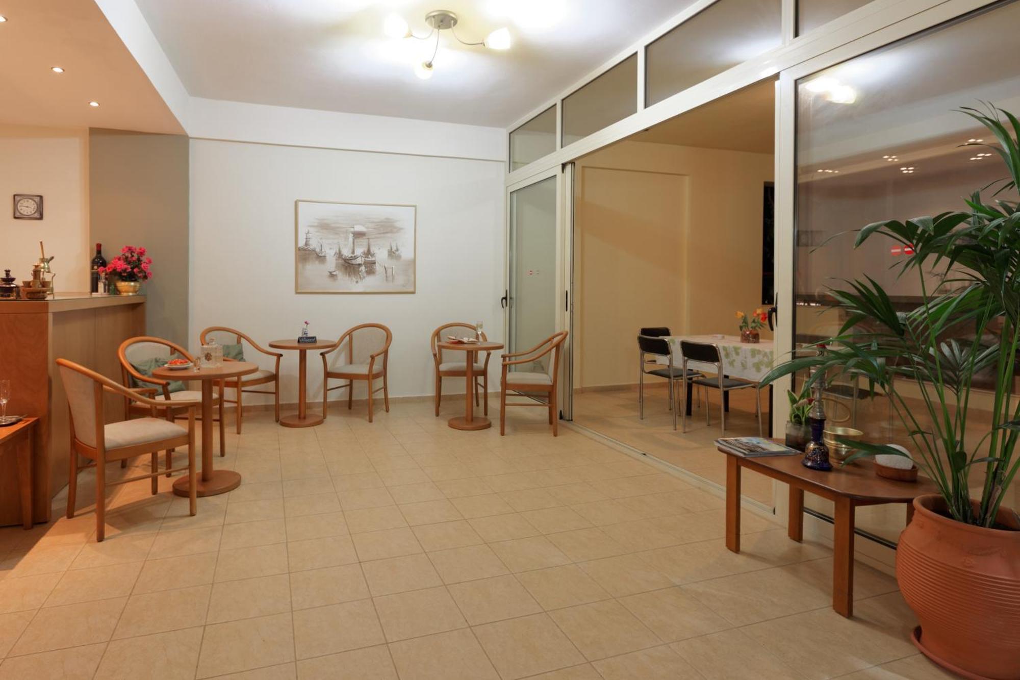 Fotis Studios Apartments Gouves Bagian luar foto