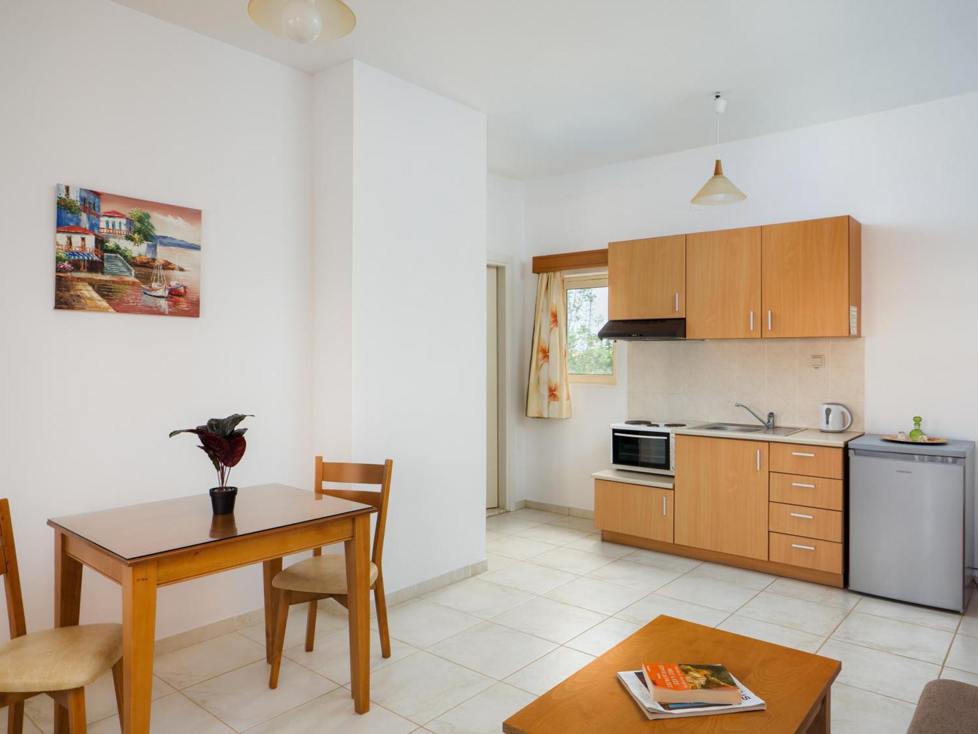 Fotis Studios Apartments Gouves Bagian luar foto