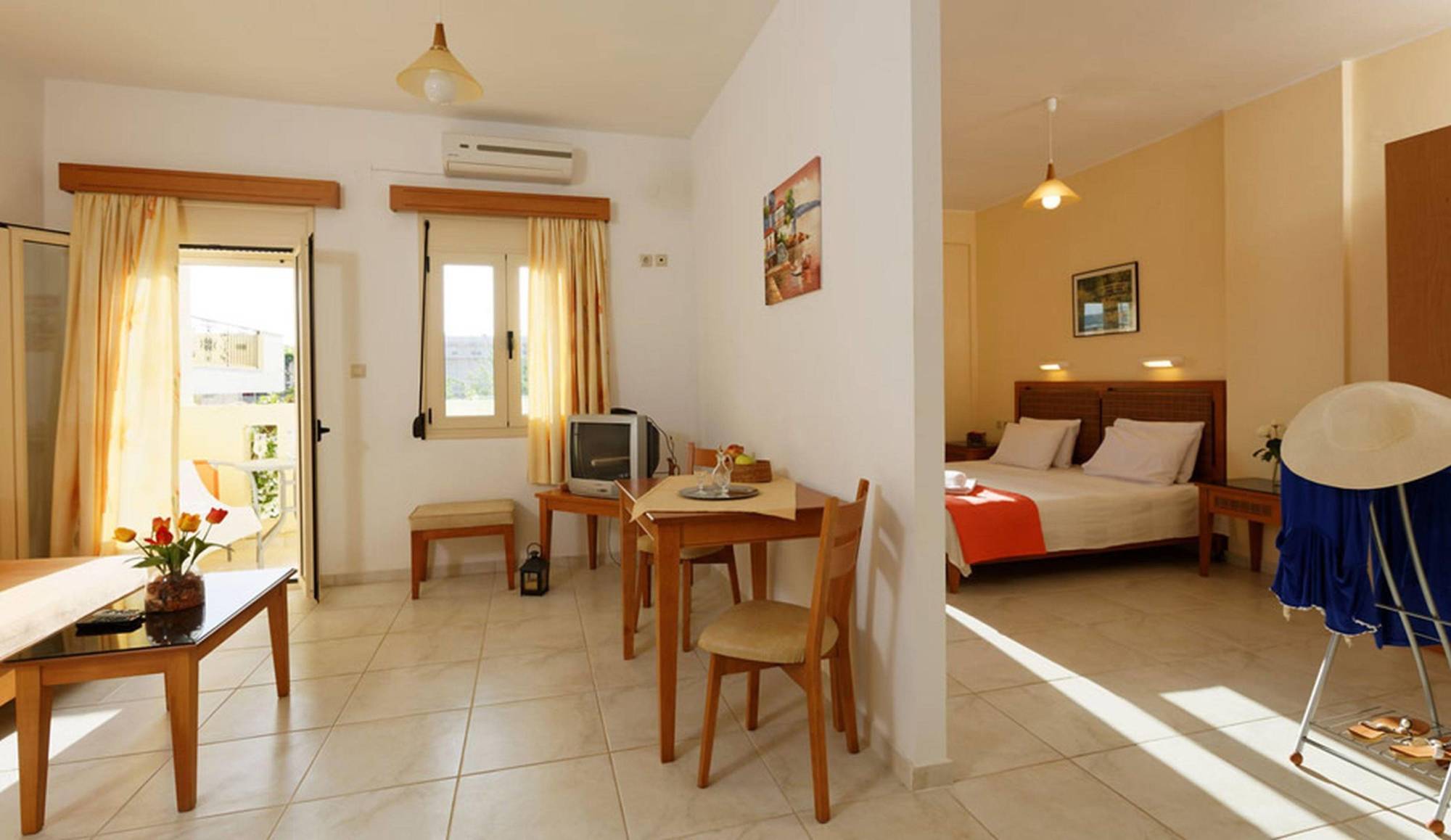 Fotis Studios Apartments Gouves Bagian luar foto